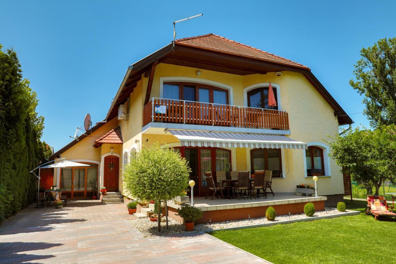Apartman Fuzfa Balatonmáriafürdő Buitenkant foto