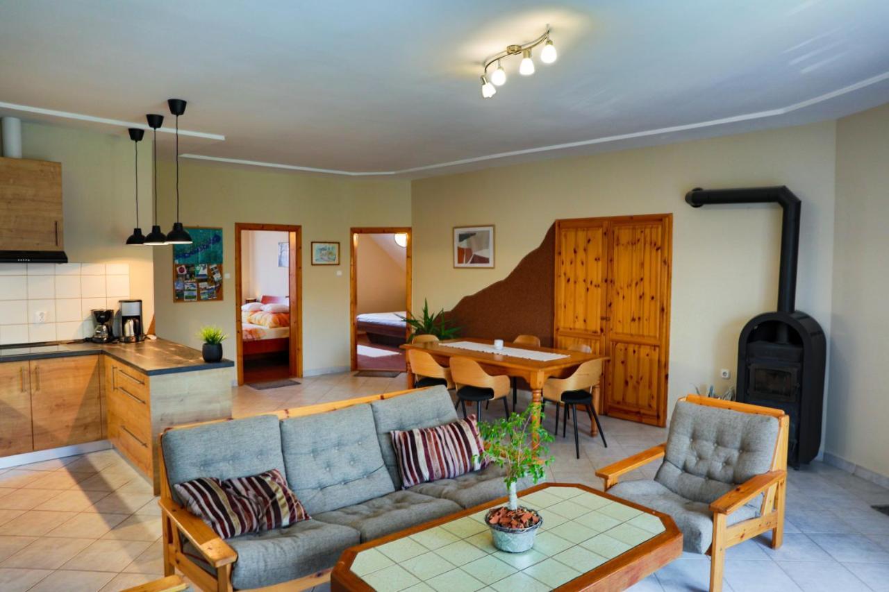 Apartman Fuzfa Balatonmáriafürdő Buitenkant foto